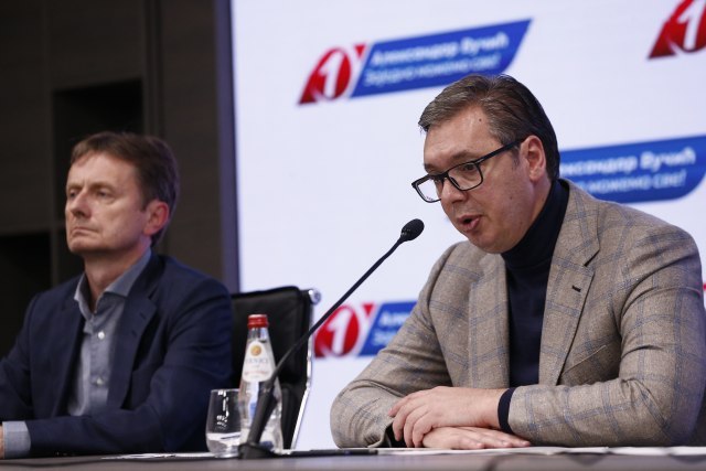 Aleksandar Vučić: 4000 delegátů bude volit nové vedení Srbské pokrokové strany