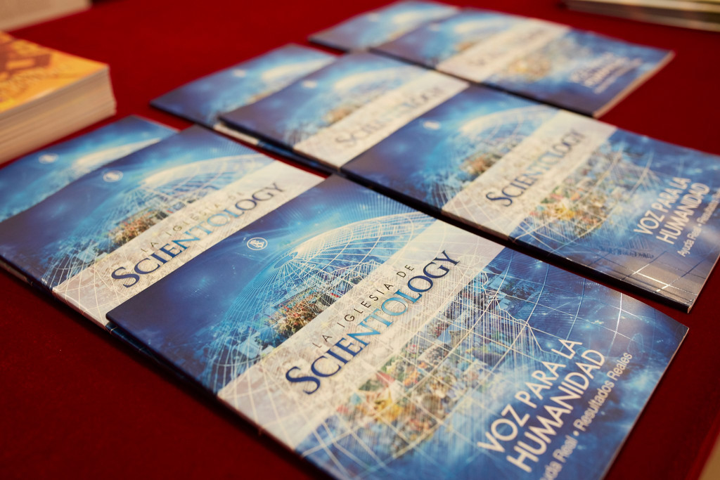 Scientologické brožury