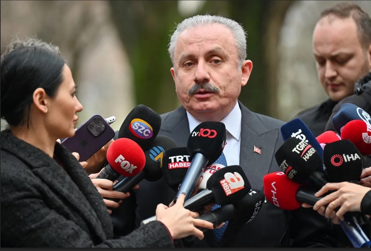 Předseda Tureckého parlamentu Mustafa Şentop