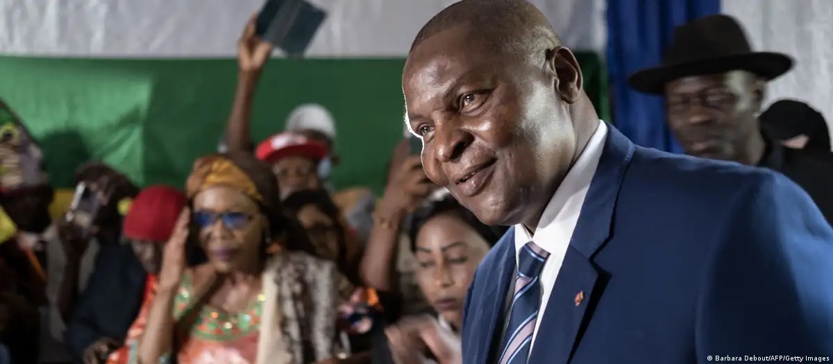 Středoafrický prezident Faustin-Archange Touadéra na ústavním referendu 30. července 2023