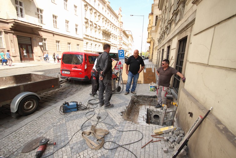 Service for Business s.r.o. , Praha IČO 19205457