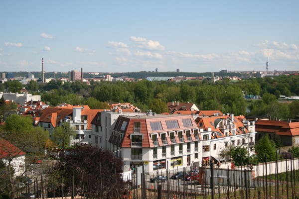 AK advisors s.r.o. , Praha IČO 17445639