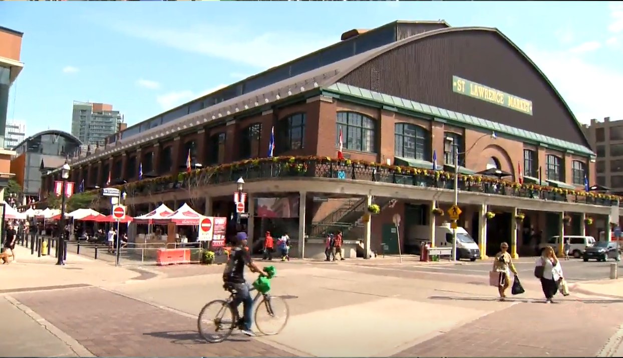 V Torontu začíná rozšířená otevírací doba St. Lawrence Market